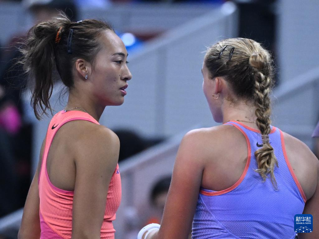 分球到弱侧 分球到弱侧